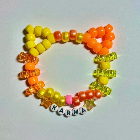 Karma is a Cat Taylor Swift Eras Tour Cat-Shaped Friendship Bracelet - Picture 4 of 11